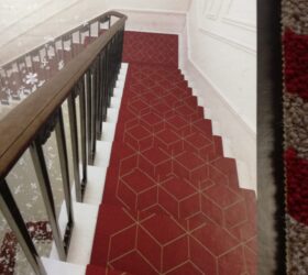 Passatoia in velluto con disegno. (Fornitura e posa, zona-gradini e ballatoi)